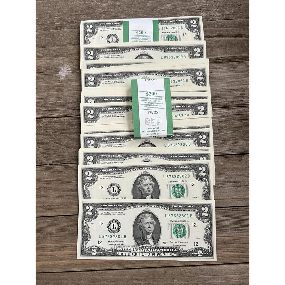 Lot of 5 CRISP Uncirculated Sequential $2 Two Dollar US Bills Series 2017A